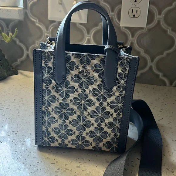 Kate spade mini jacquard cross body spade flower mini bag - Picture 3 of 9